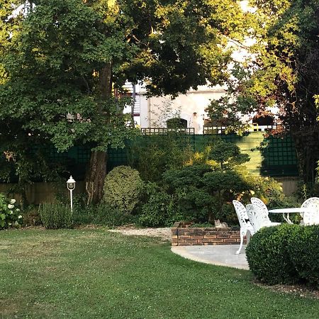 Le Jardin De Fresnes Bed & Breakfast Екстериор снимка