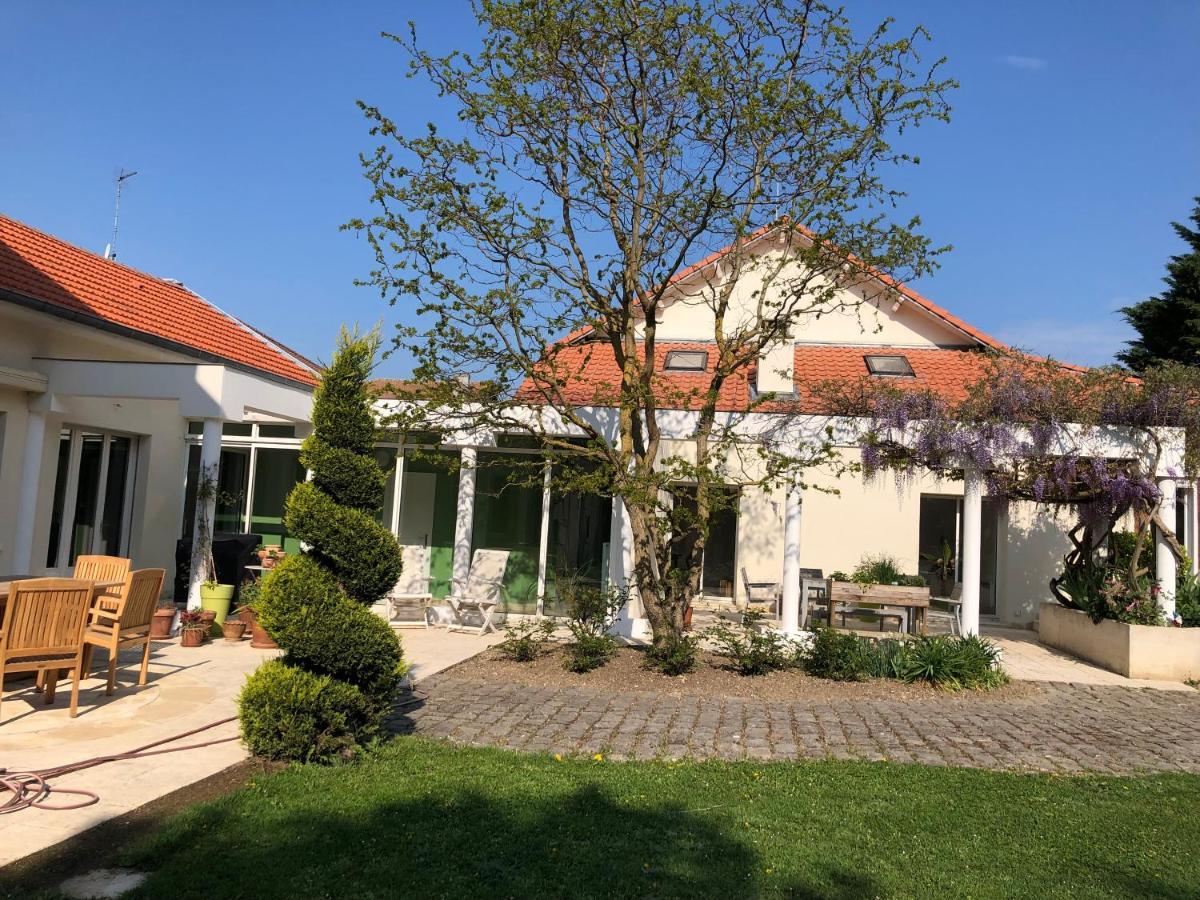 Le Jardin De Fresnes Bed & Breakfast Екстериор снимка