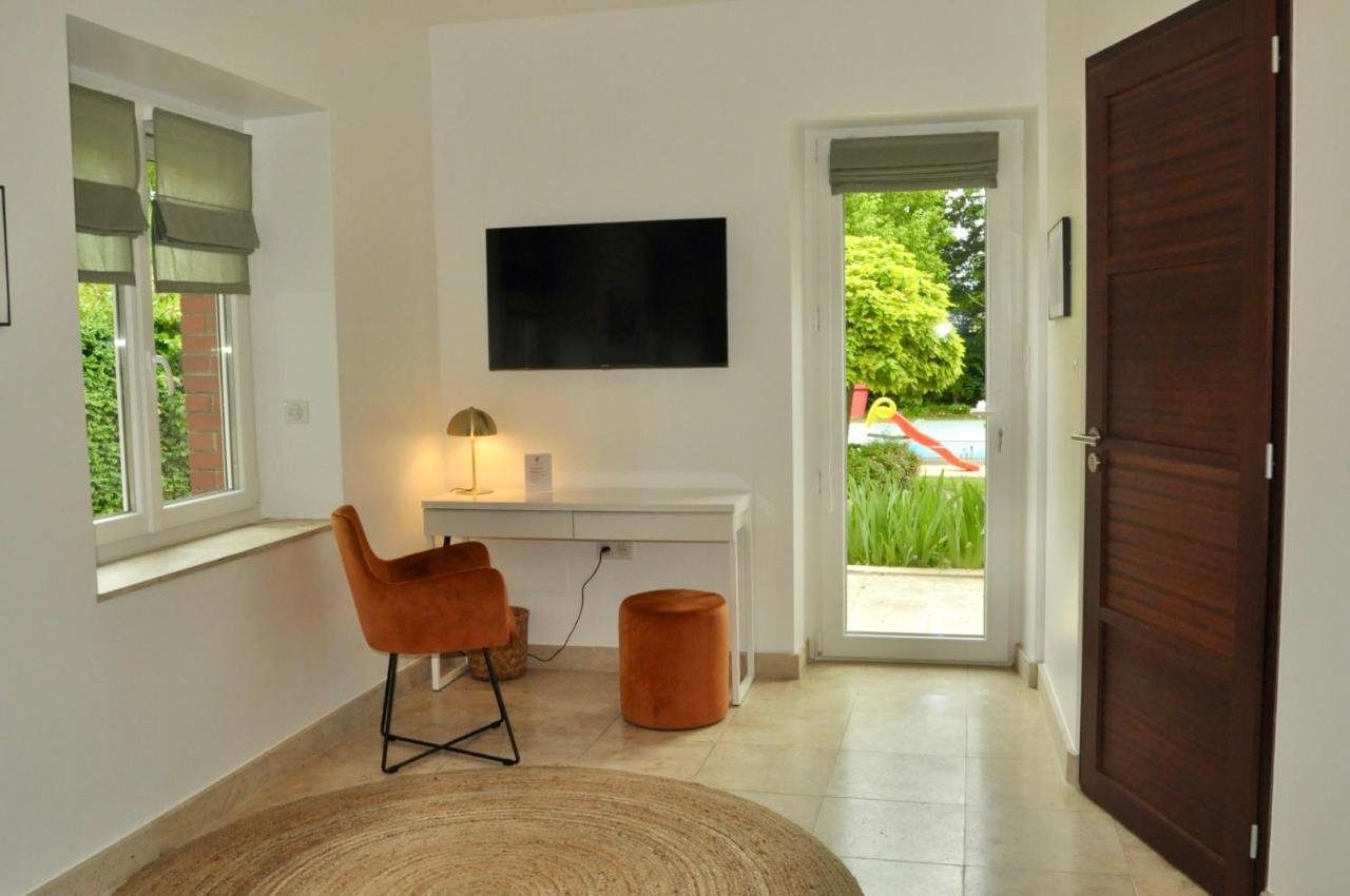 Le Jardin De Fresnes Bed & Breakfast Екстериор снимка