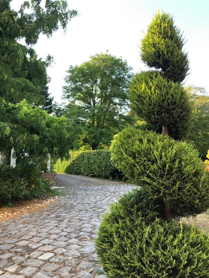 Le Jardin De Fresnes Bed & Breakfast Екстериор снимка