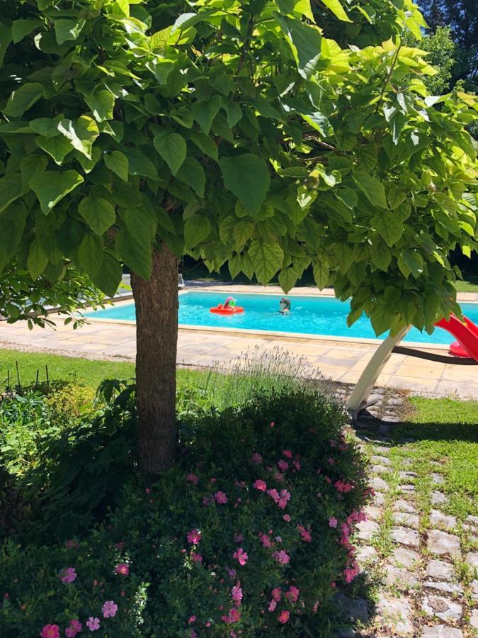 Le Jardin De Fresnes Bed & Breakfast Екстериор снимка